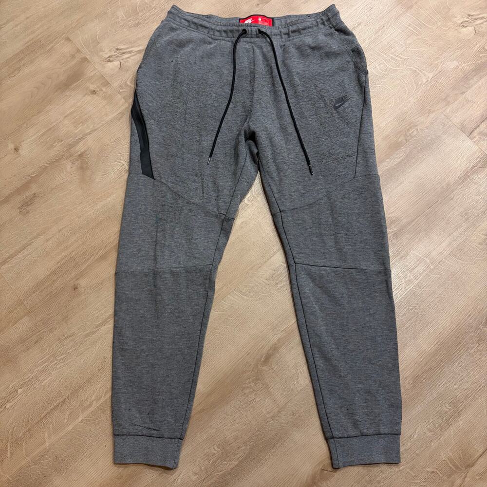 Nike Sportswear Tech Fleece Joggers Pants Men's Large L Carbon Gray 805162-091